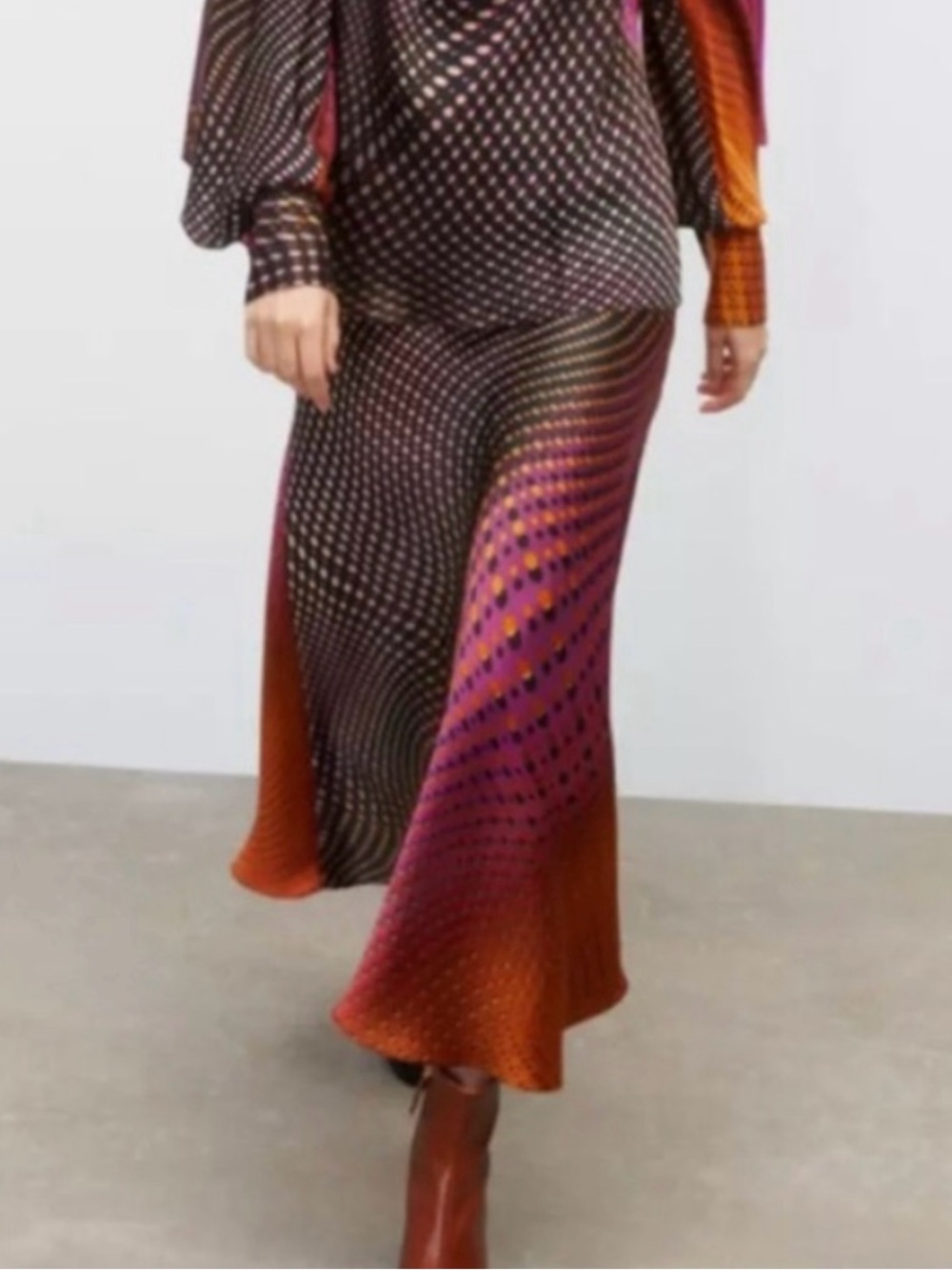 New Zara Multicolor Printed Dots Midi Skirt Small 2027/126
